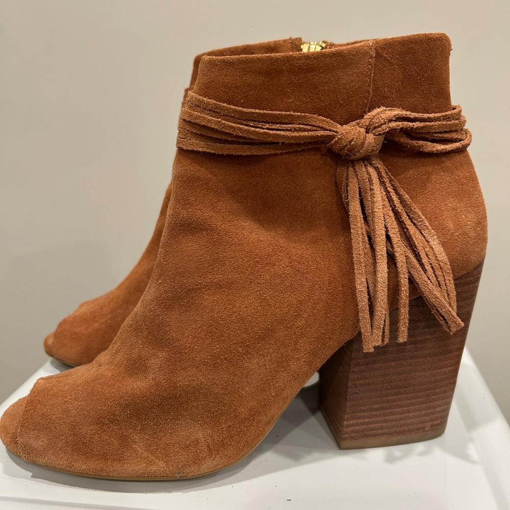 Steve Madden Suede Booties